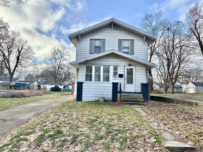Building Photo - Convenient Living on Medora St: 3-Bedroom Home Near Dining & Downtown