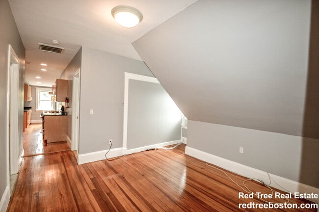 Photo - 231 Chestnut Hill Ave Unit 3