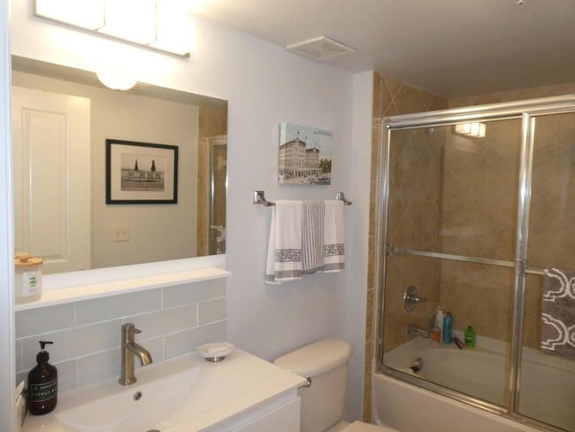 Photo - 600 S Dixie Hwy