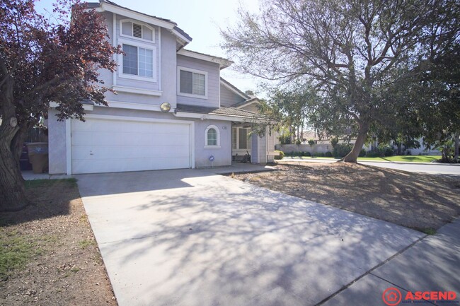 Fabulous Home in Campus Park! - Fabulous Home in Campus Park!