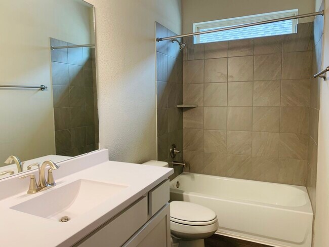 Photo - 17727 Chartertree Ln