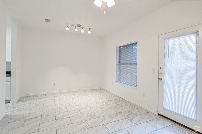 3BR, 2.5BA - 1,262SF - Living Area