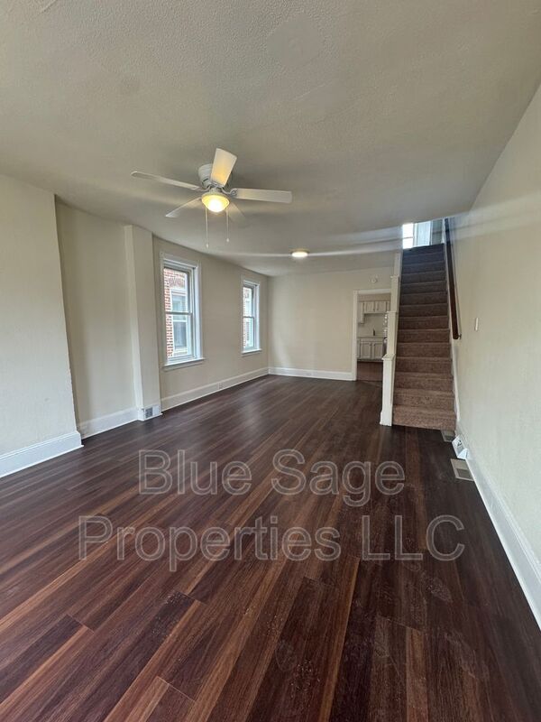 Photo - 758 Saville Ave
