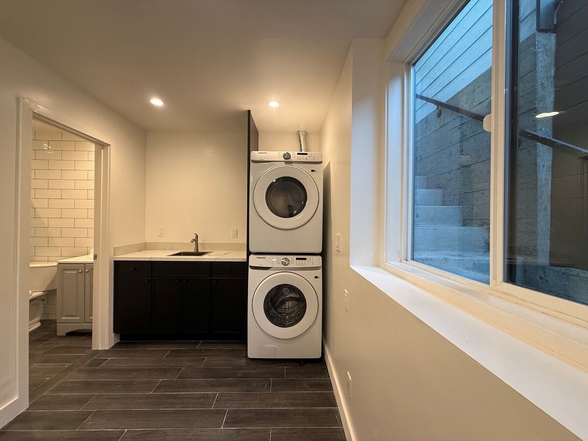 Photo - Entirely renovated studio in a highly convenient location. Unit Rm 5
