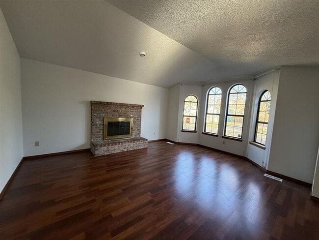 Photo - 1943 SE 73rd Ave