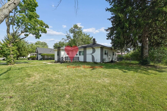 Photo - 1823 Ward Rd