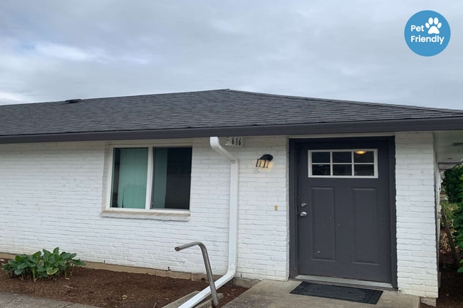 Photo - 616 NE Anderson St