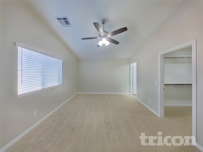 Photo - 2854 E Roeser Rd