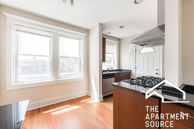 Photo - 4005 W Nelson St Unit 5C