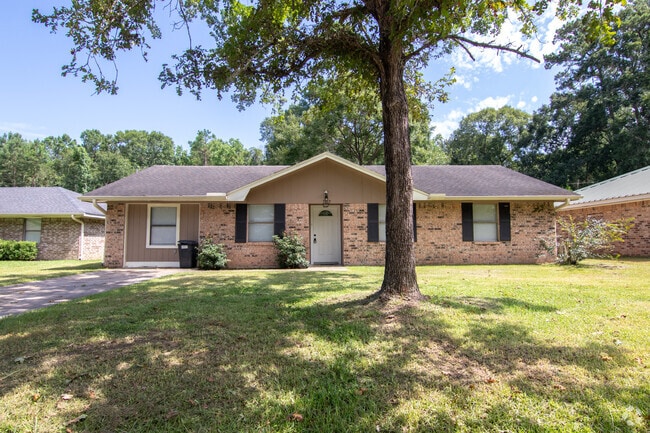 Building Photo - 7817 Walnut Dr Rental