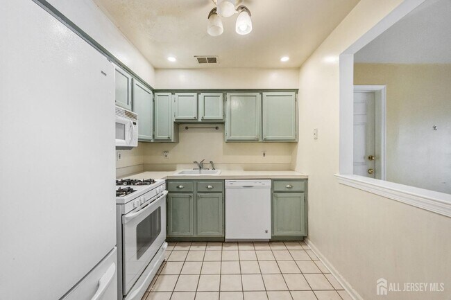 Photo - 1036 Waterford Dr