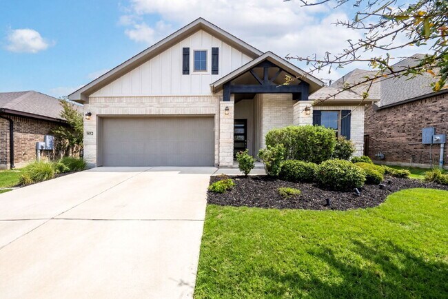 Photo - Spacious Comfort Meets Everyday Luxury in This Beautiful One Story