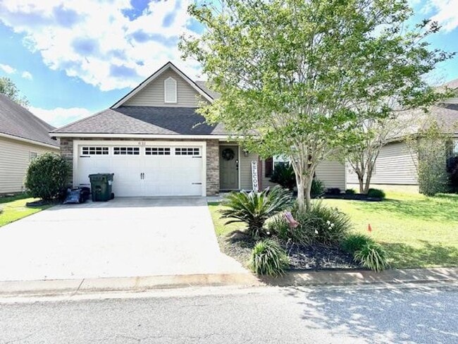 Building Photo - Charming 3BR/2BA Home with Vaulted Wood Ceiling, Island Kitchen & Privacy Fence – Nelson Hill Sub...