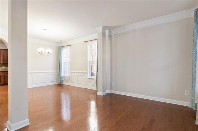 Photo - 4740 Shiloh Crossing Way