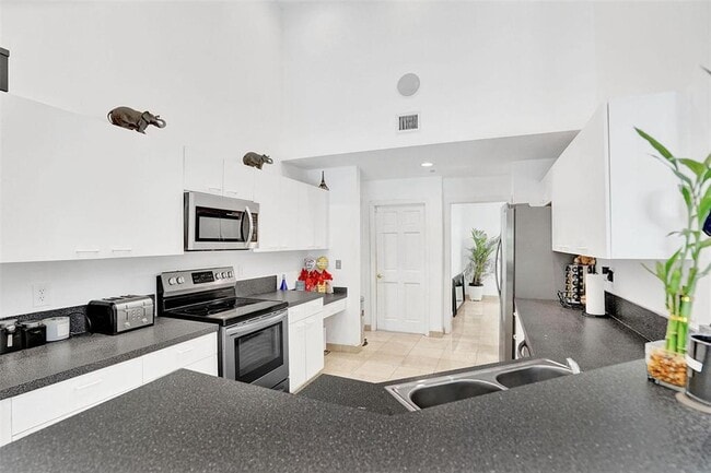 Photo - 6512 NW 54th Ct