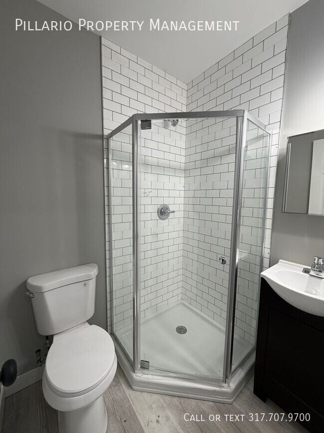 Photo - 3221 E 38th St