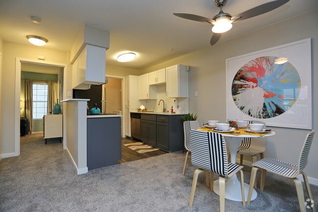 Photo - CARVEL HARBOUR POINTE