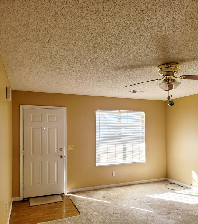 Photo - 7 Sterling Ridge Ct
