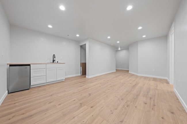 Building Photo - 13933 S Wide Rdg Wy