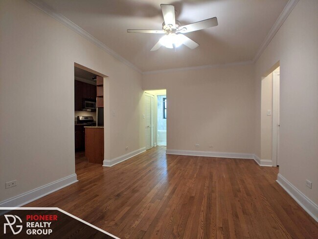 Photo - 736 W Addison St Unit 744-1S