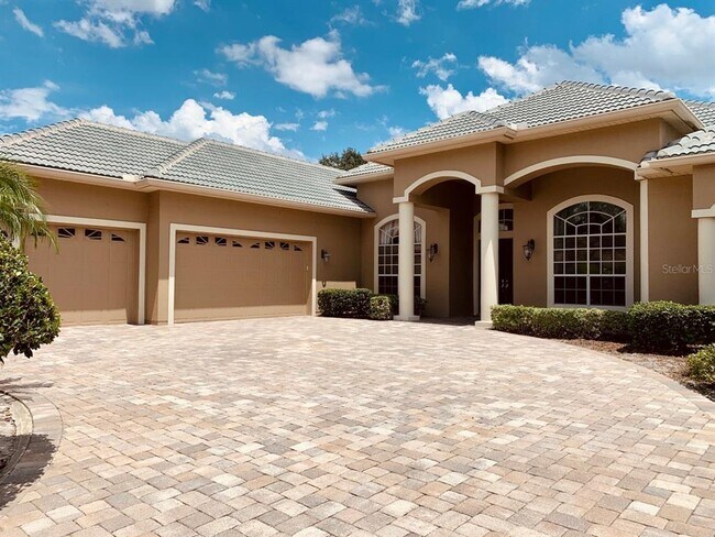 Photo - 1605 Kersley Cir House