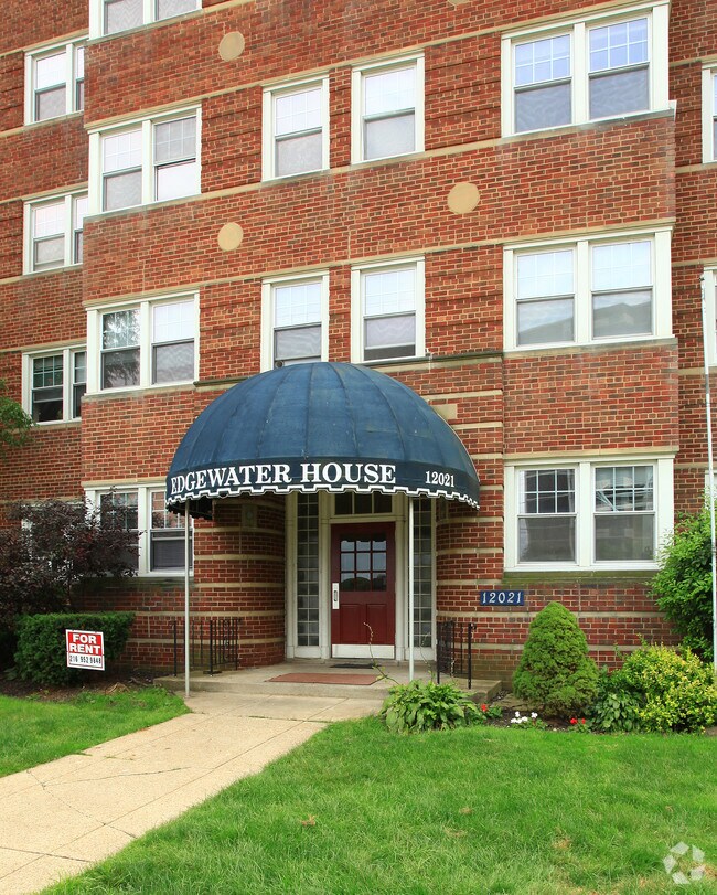 Edgewater House - Edgewater House