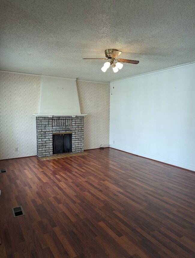 Photo - Charming 3 bedroom Normal Hill house