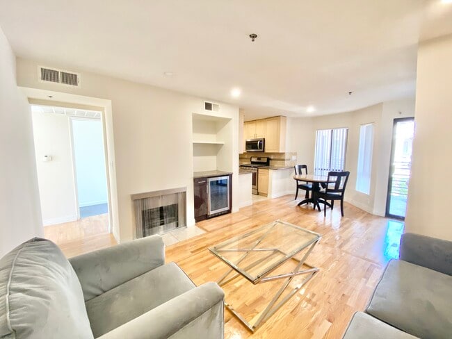 Photo - Burton Way Apartments