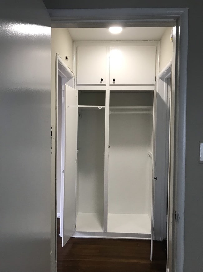 Photo - 917 N Hudson Ave Unit 1