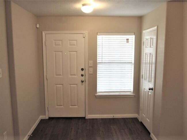 Photo - 22270 Queenbury Hills Dr