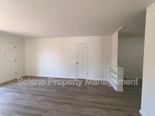 Photo - 741 Alamo Dr