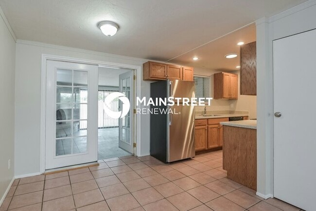 3 Bedroom Pet-Friendly Home in Tucson, AZ with Main Street Renewal