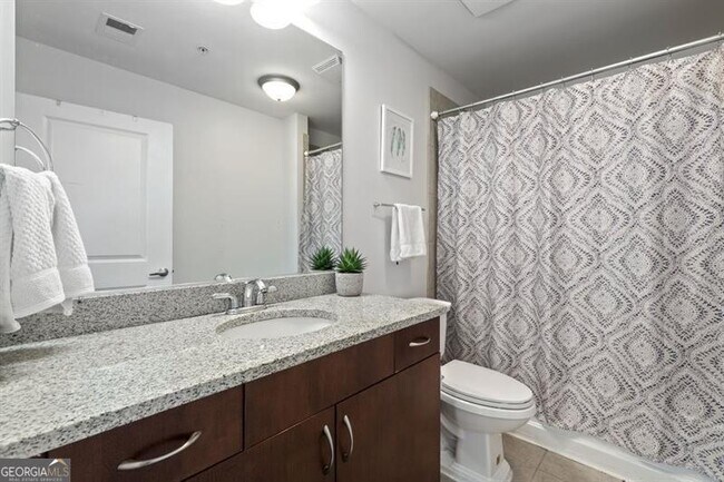 Photo - 860 Peachtree St NE Unidad 2613