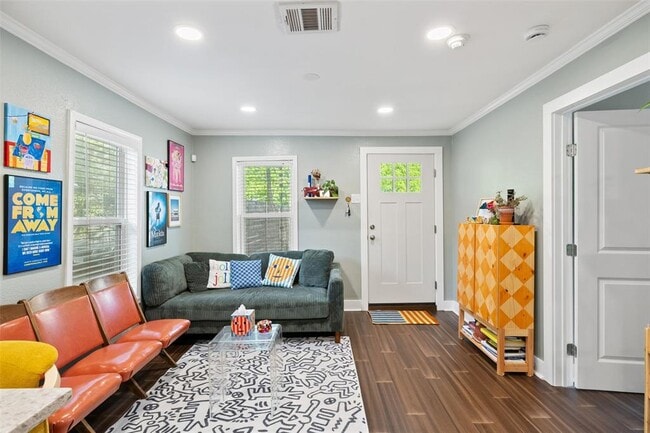 Photo - 1120 1/2 Tillery St