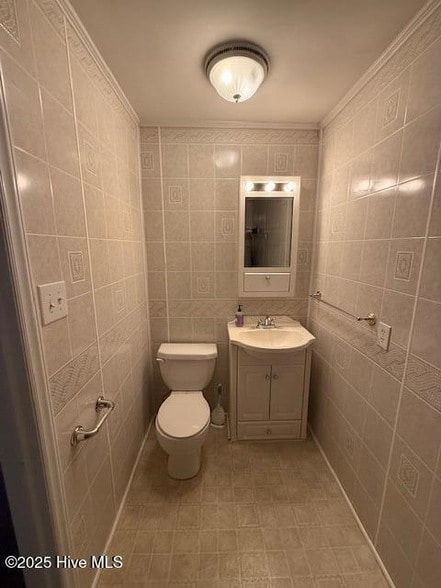2008 Thompson Dr