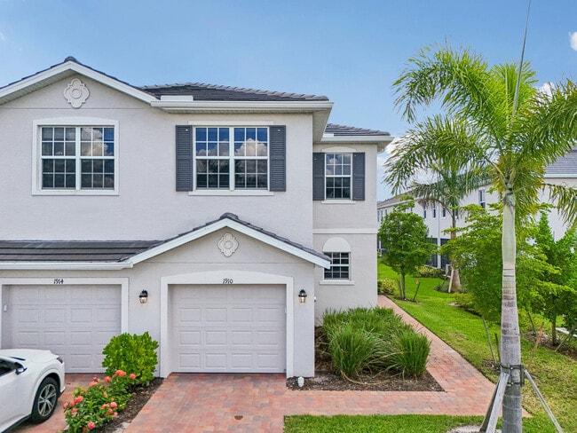 Building Photo - Adela at Orange Blossom Rental