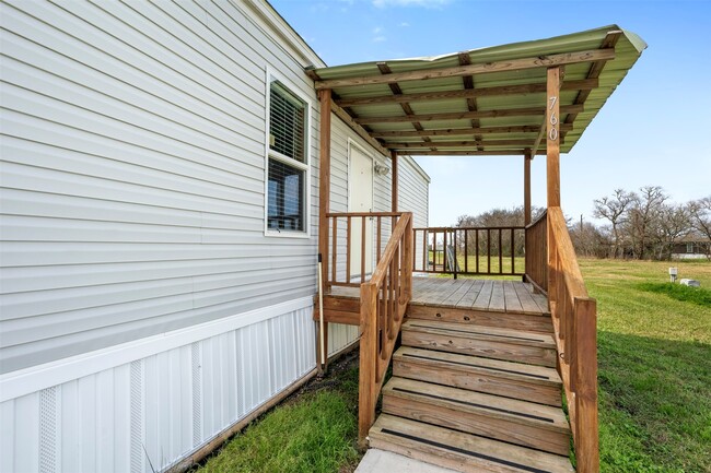 Photo - 760 Blueberry Rd