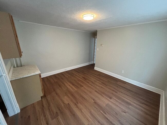 Photo - 1457 Hamilton Ave