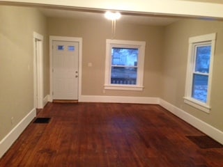 Building Photo - 211 W Adams St