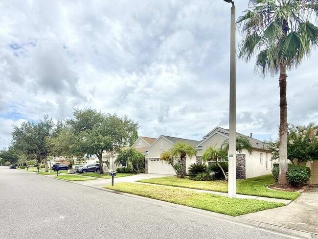Photo - 9512 Greenpointe Dr