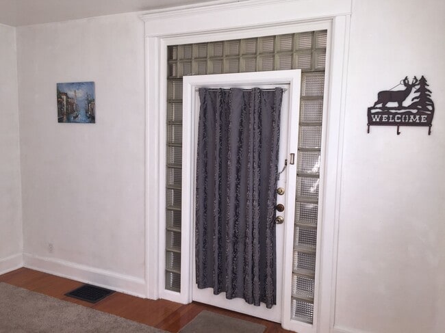 Photo - 908 Columbia Ave Unit 1