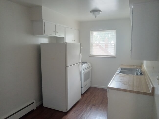 Kitchen - 5361 Plumridge Dr Unit 3