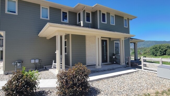 Photo - 1854 Peak Pr Ln