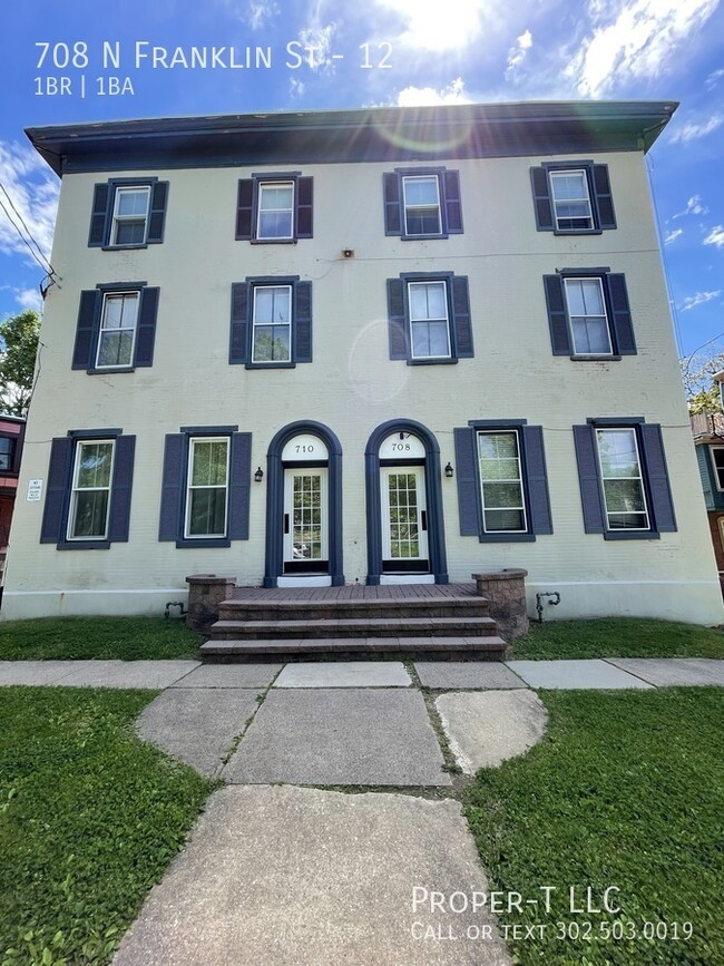 Building Photo - 708 N Franklin St Unit 12 Rental