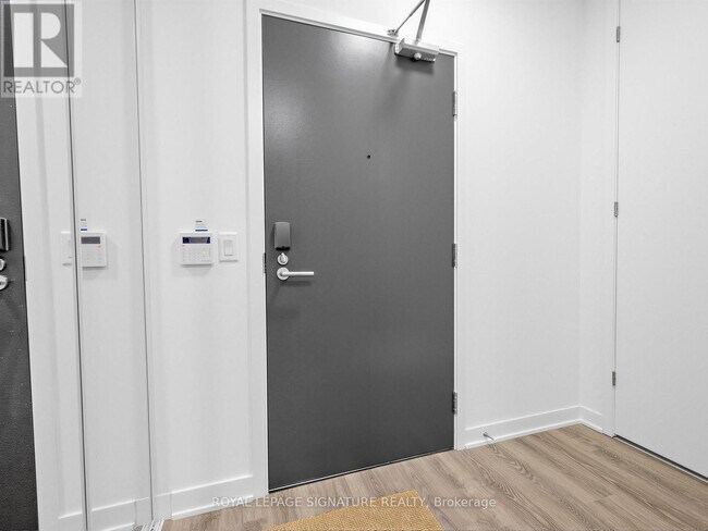 180 Front St E Unit 508