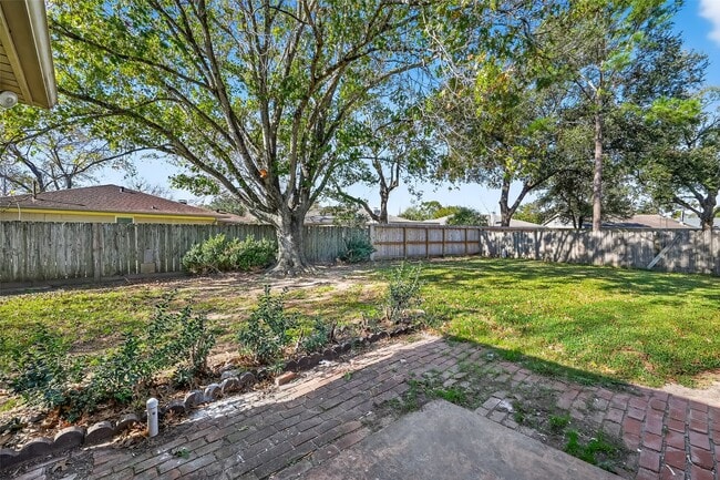 Photo - 14035 Utopia Dr