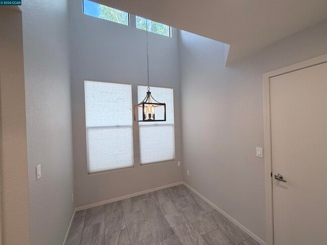 Photo - 801 Lakemont Pl Unit 6