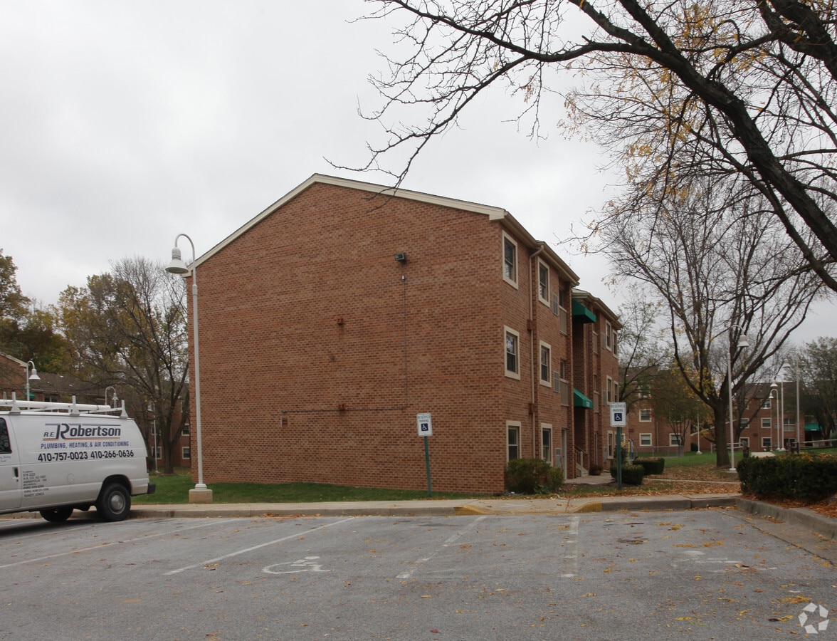 Photo - Magruder's Discovery Apartments
