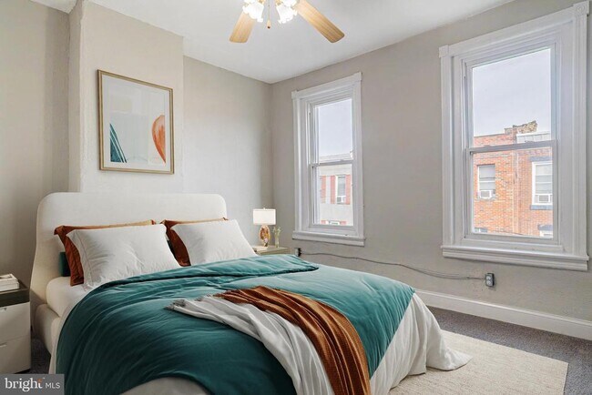 Photo - 1528 S Hollywood St