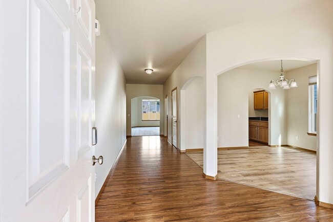 Photo - Vaulted Ceilings, A/C & Fully Fenced Yard – Beautiful 3-Bedroom Olympia Home!